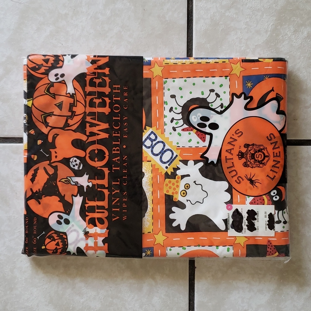 NEW Halloween Party Vinyl Tablecloth Round 60" BOO! Pumpkin Cat Ghost